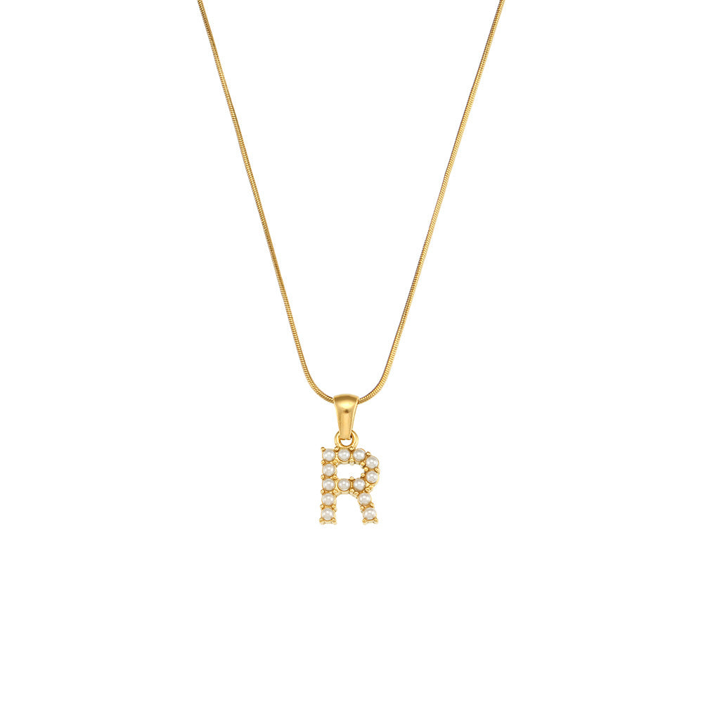 Makiah Letter Pearl Necklace - Letter R [5HOW4ARN]