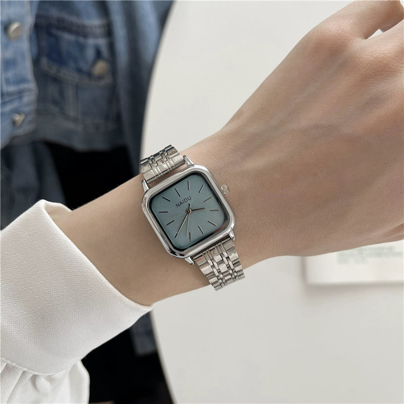 Everett Sleek Steel Watch - Blue Dial (Naidu Silver Case, Steel Band, Square Markers) [CGMG8TO1]