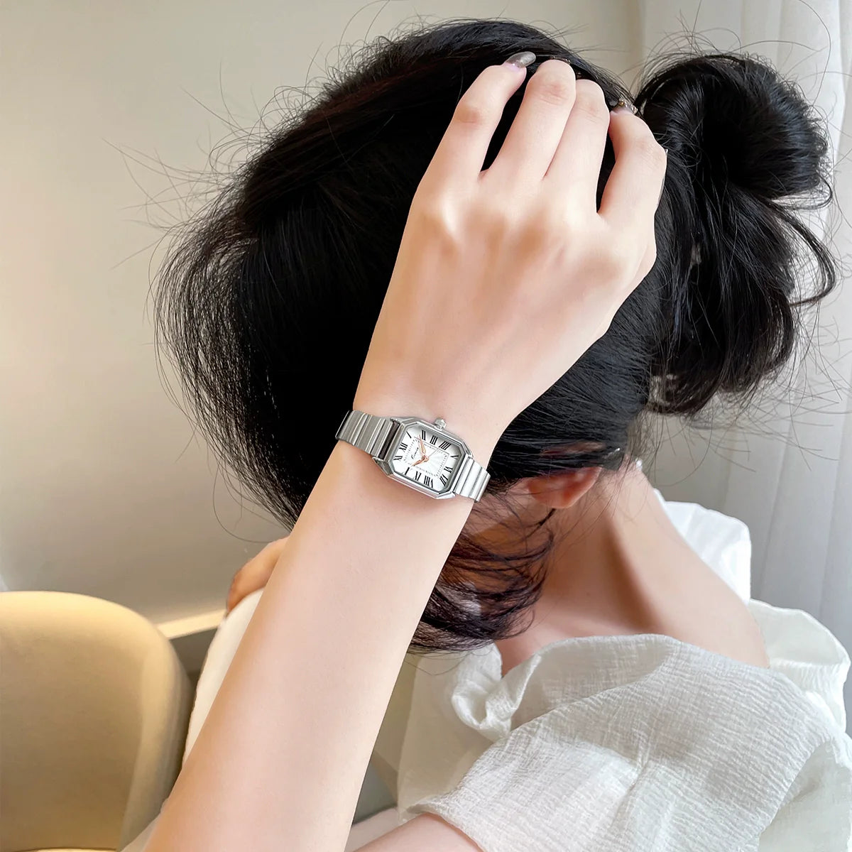 Keyli Elegant Rectangular Watch - White Silver