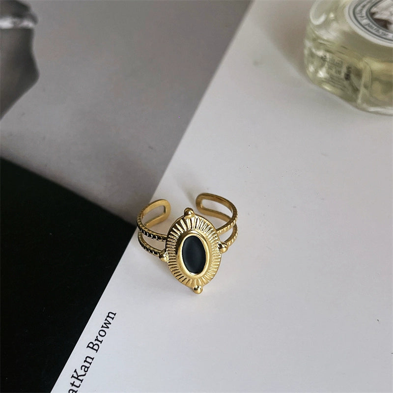Nihira Embossed Open Ring - Black Narrow [4KYMYED5]