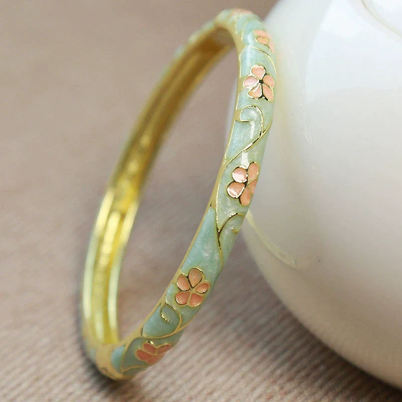 Lakelynn Delicate Floral Bangle - Light Green