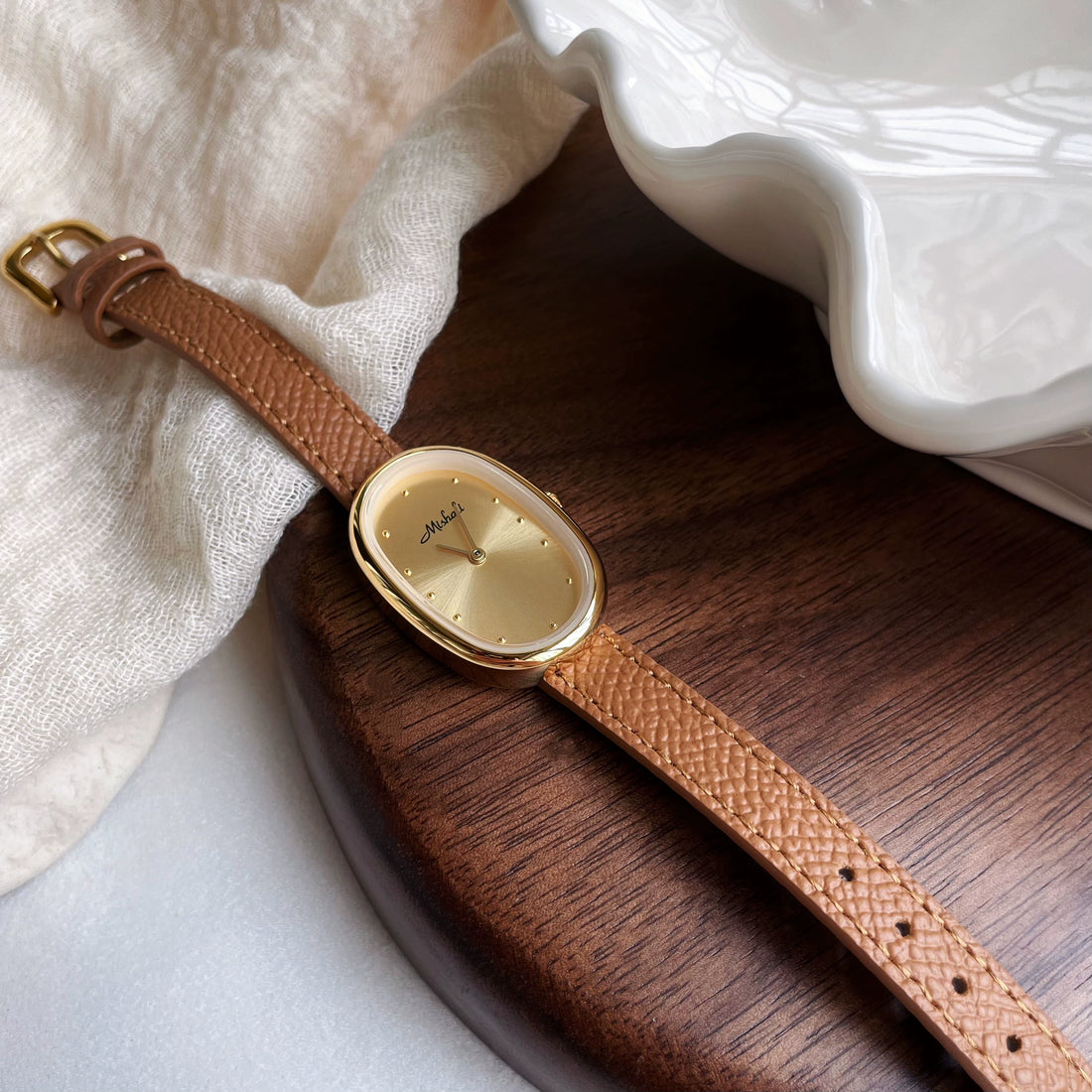 Sama Timeless Oval Watch - Brown [JT1Y5221]