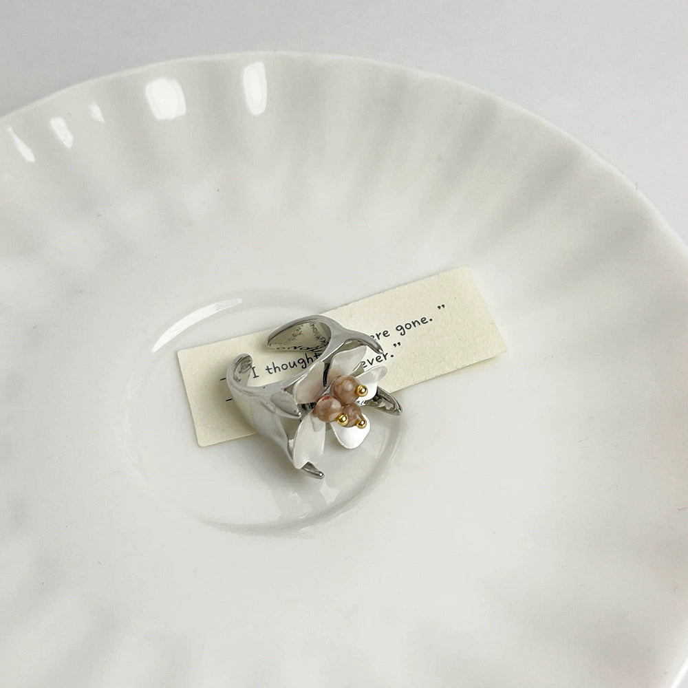 Rawan Floral Pearl Ring - Style A [6TCW8VLL]