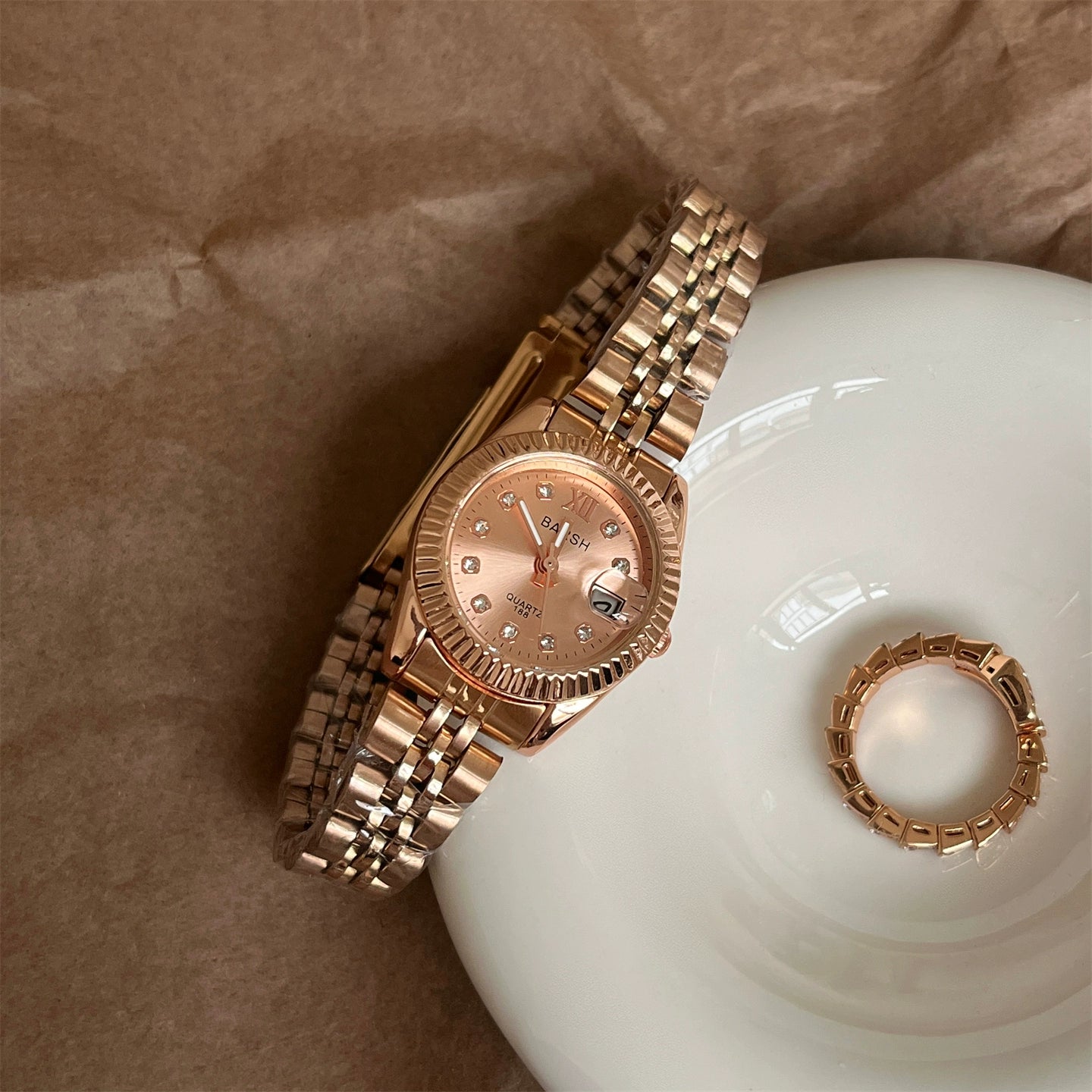 Mariyah Classic Calendar Watch - Rose Gold Band Apricot Dial (Diamond) [4X0DNKBD]