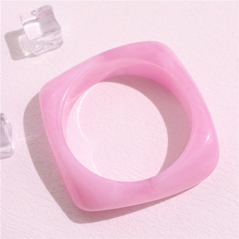 Alanni Statement Acrylic Bracelet - Style C (Inner Diameter approx 6.3cm) [CPVZWM54]