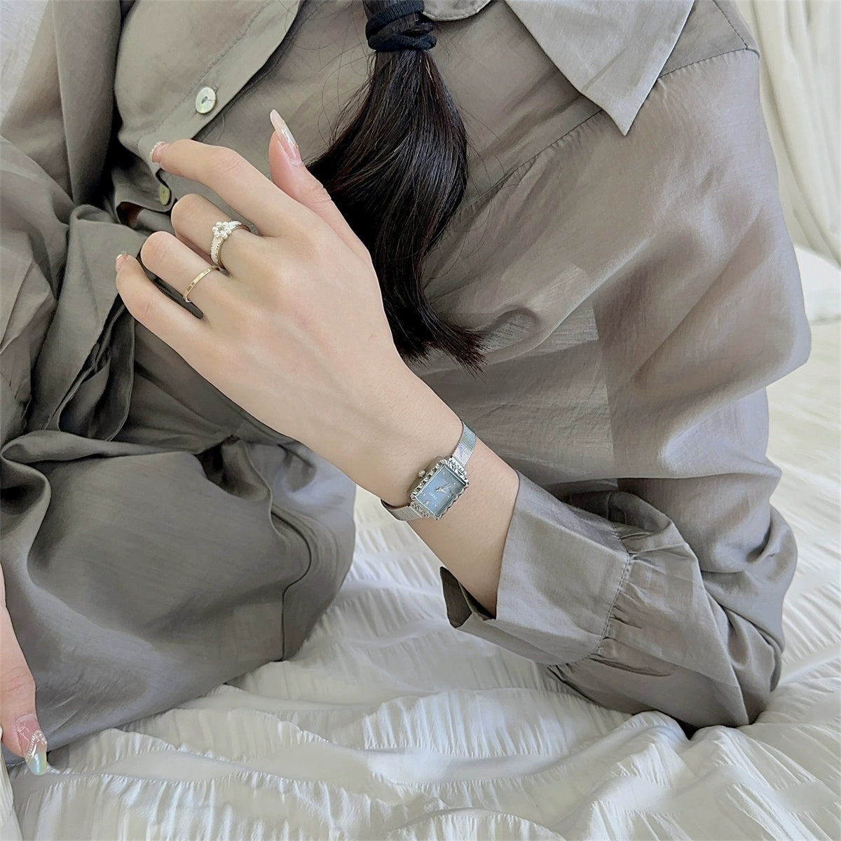 Aletheia Mother-Of-Pearl Watch - Mother-of-pearl Blue [7CV82LZA]