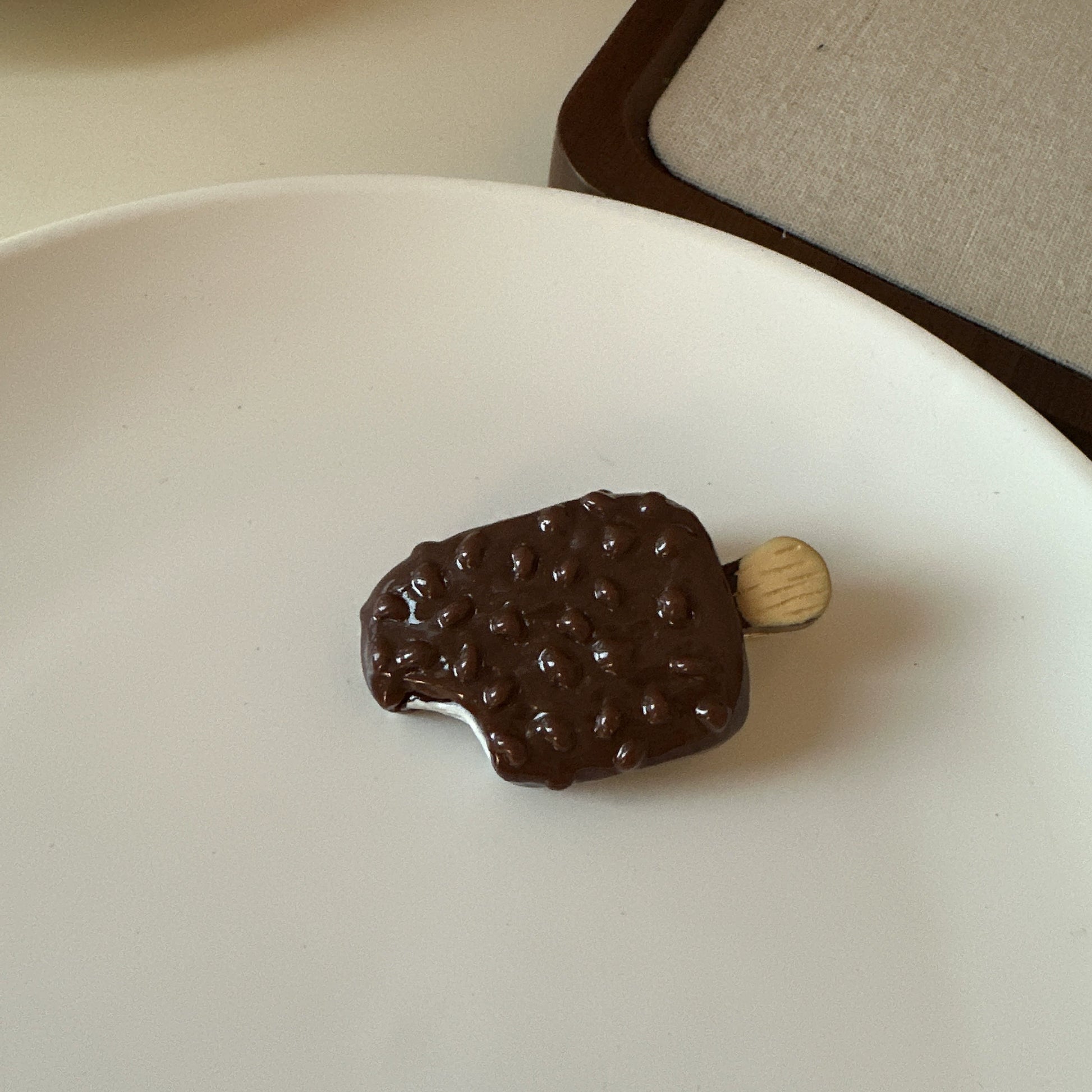 Marielle Ice Cream Hair Clip - Brown [CQ0KWT97]