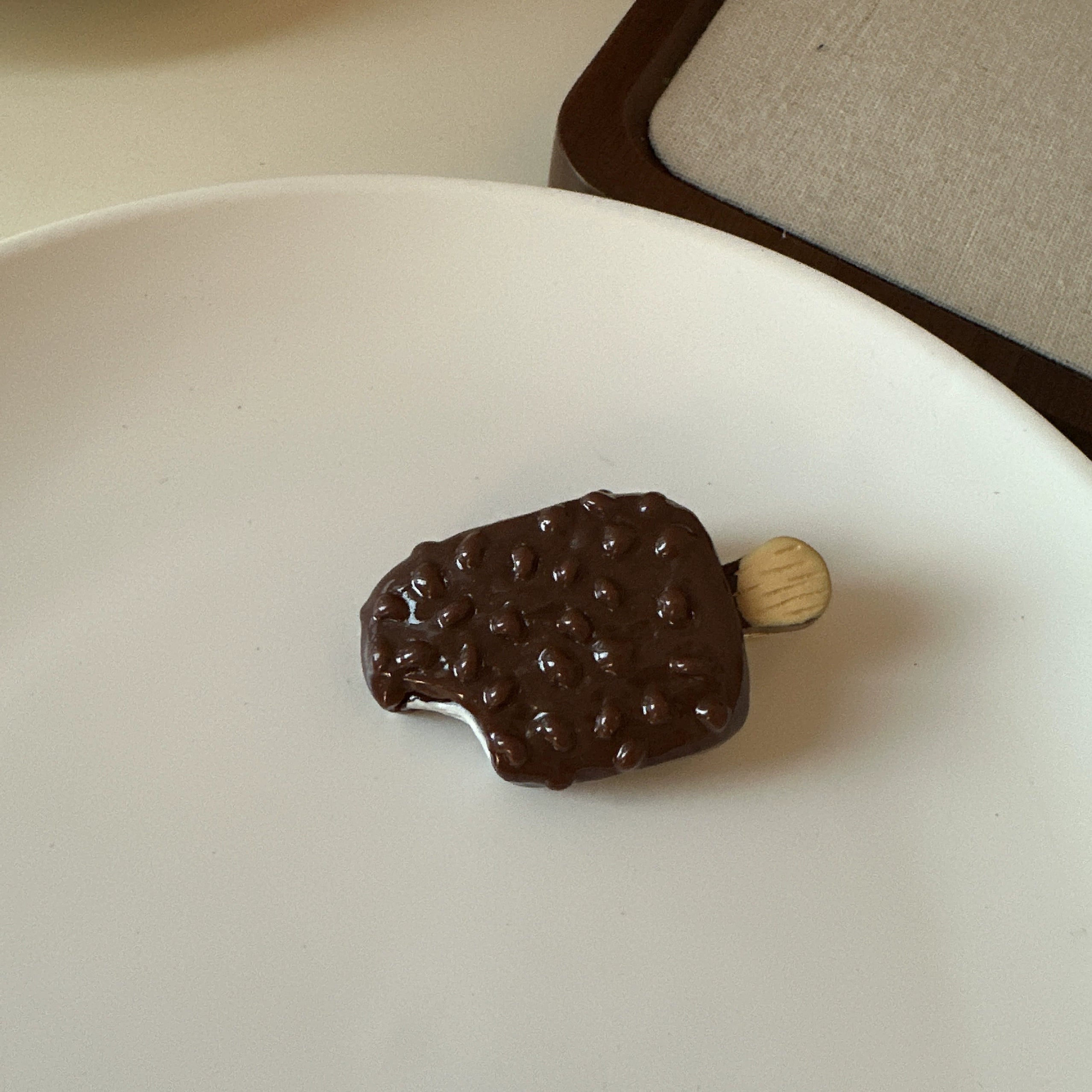 Marielle Ice Cream Hair Clip - Brown [CQ0KWT97]