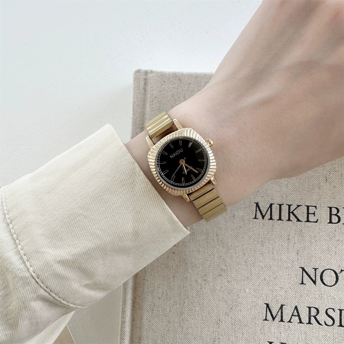 Kaycee Elegant Square Watch - Gold Strap Black Face [X8CCCMUD]