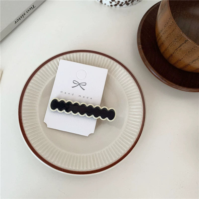 Jenny Checkerboard Hair Clip - Thin Long Wavy Black [JJVDT36B]