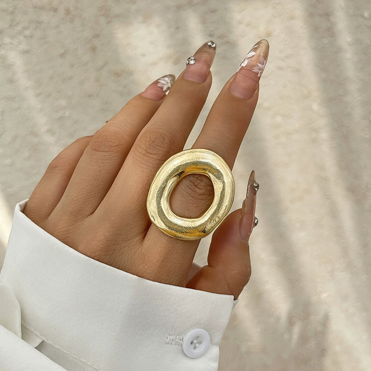 Myiah Asymmetrical Pearl Open Ring - Style 03 Light Gold [JNLA23RK]