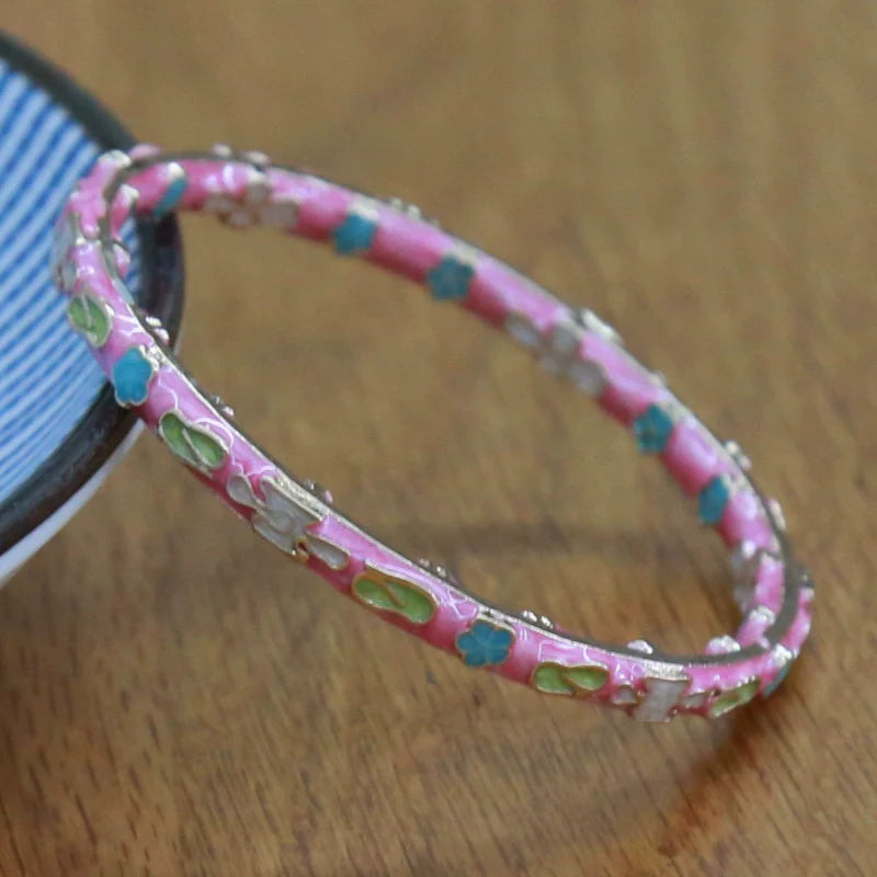 Jadelynn CloisonnŽ Floral Bangle - Light Pink