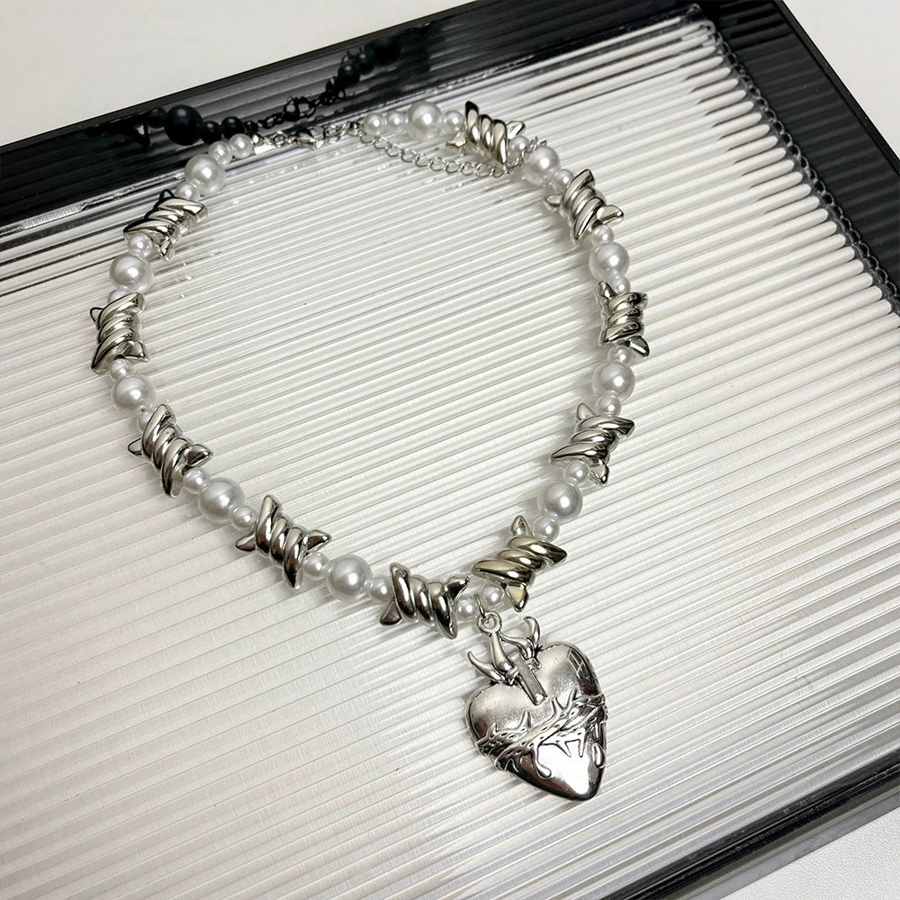 Annastasia Thorn Heart Pearl Choker - Heart Pearl Necklace [MRMLSIML]