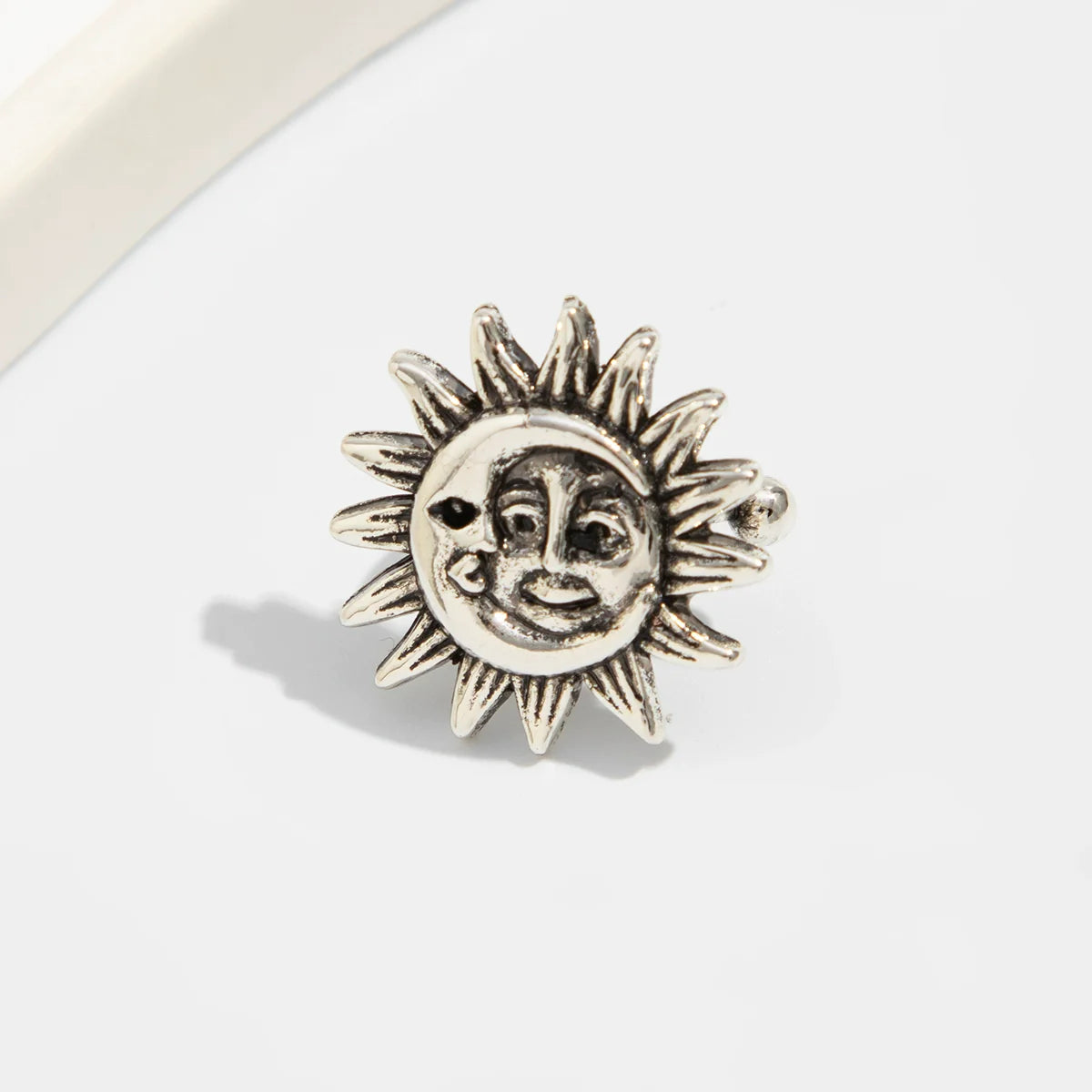 Aaleyah Retro Celestial Ear Cuff - Sunburst Antique Silver