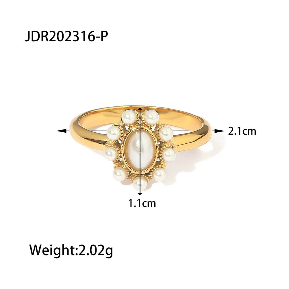 Elvira Emerald Pave Ring - undefined
