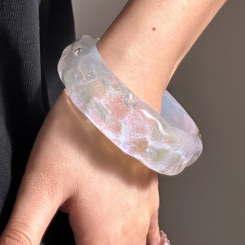 Evelynne Iridescent Glitter Bangle - D White [N3YRLENS]
