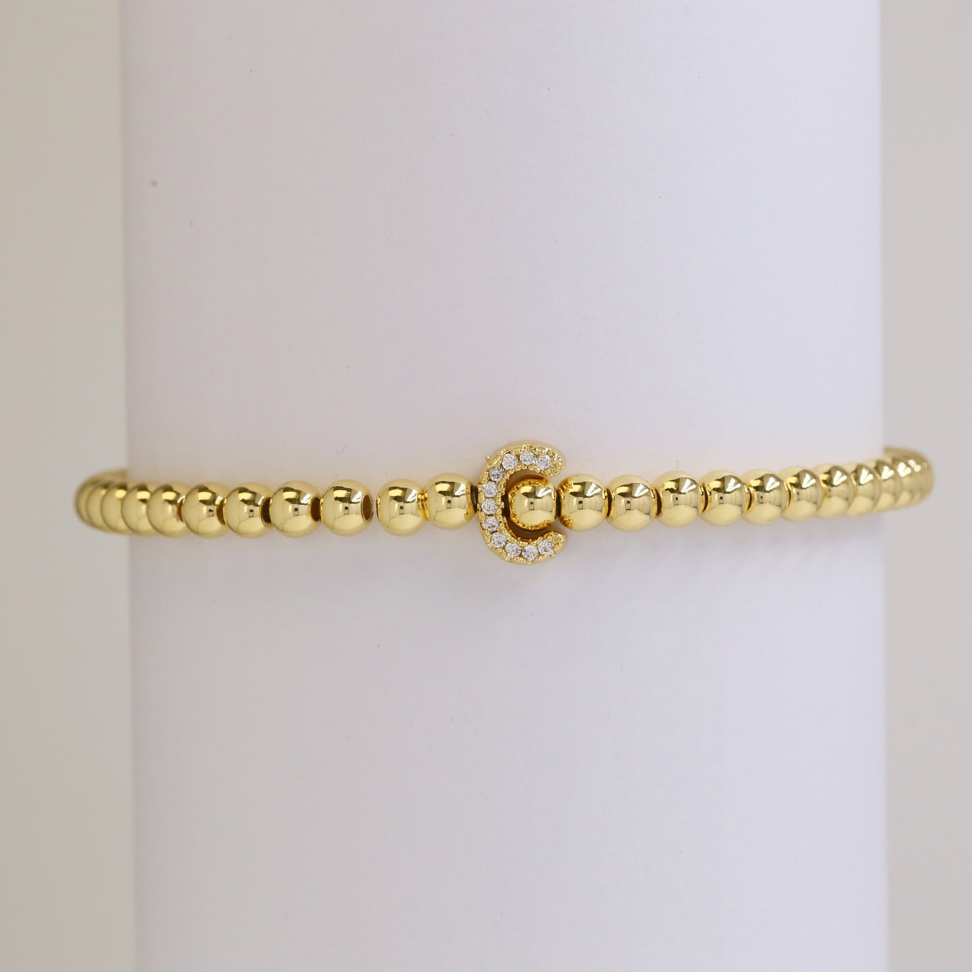 Mikah Micro-Inlay Initial Bracelet - C [SHQO40DW]