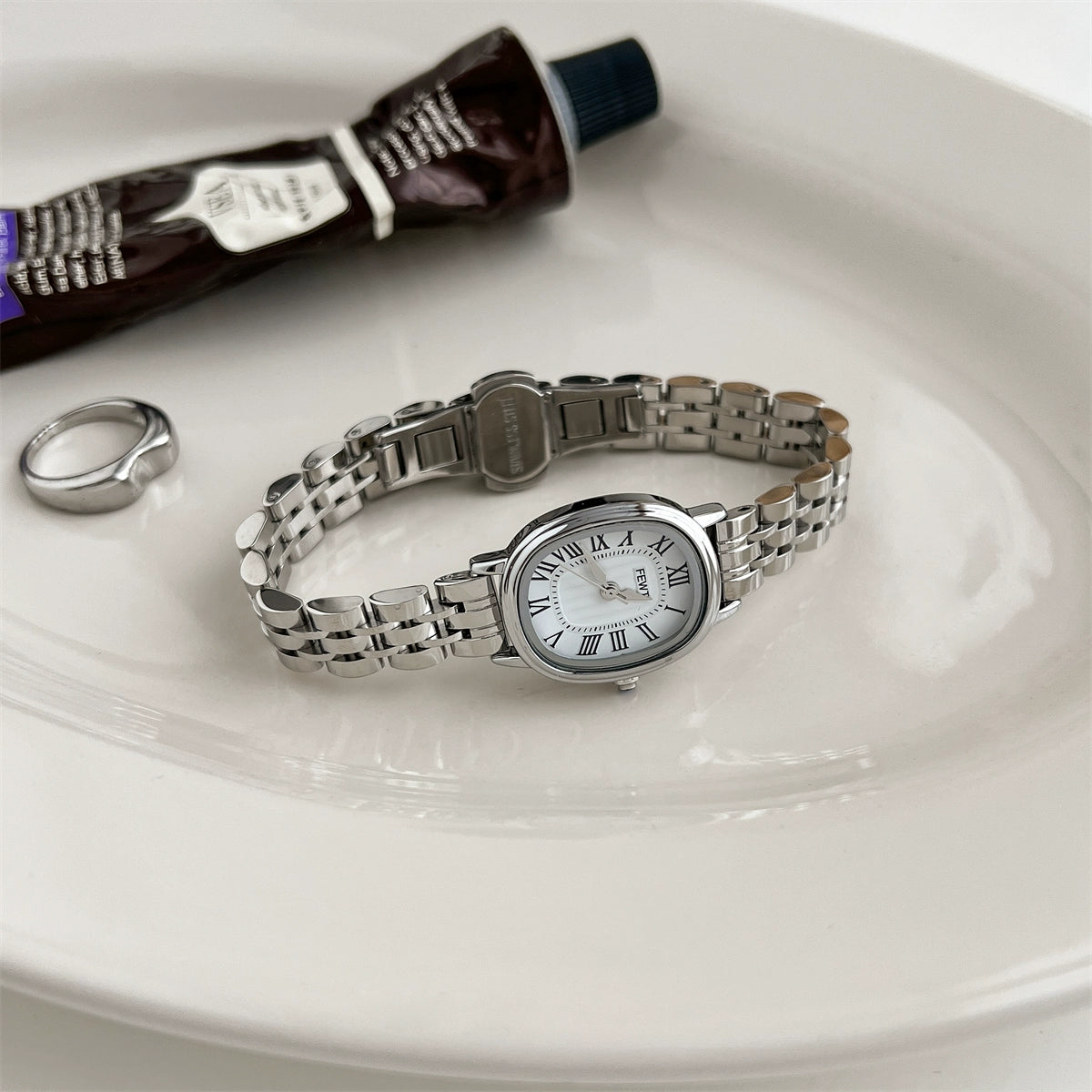 Alizae Petite Roman Watch - Steel Band White Dial [R2Y3Q3C9]