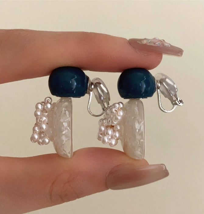Miraya Pearl Bloom Earrings - Lake Blue Ear Clip [T2MTHS8O]