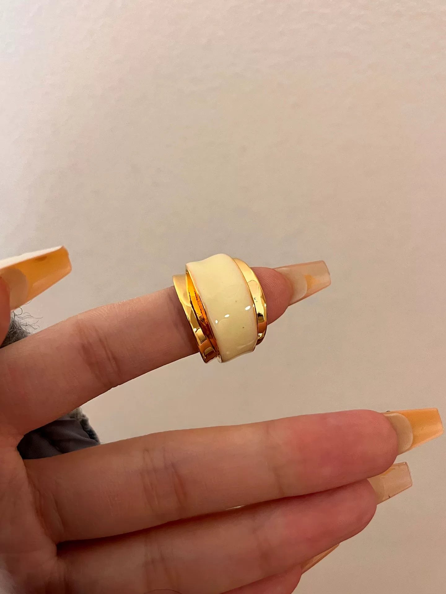 Gwyneth Maillard Enamel Ring - Gold Base White Ring [F2O9HJRL]