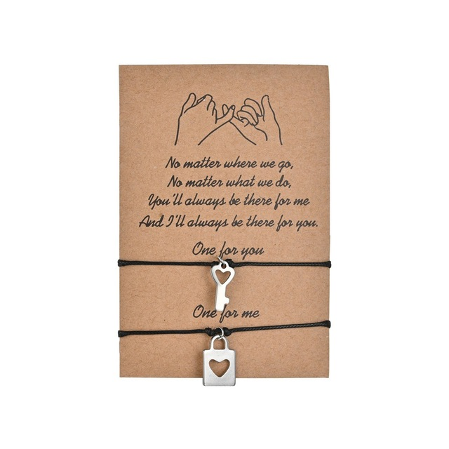 Lelia Dainty Charm Bracelet - Key Lock