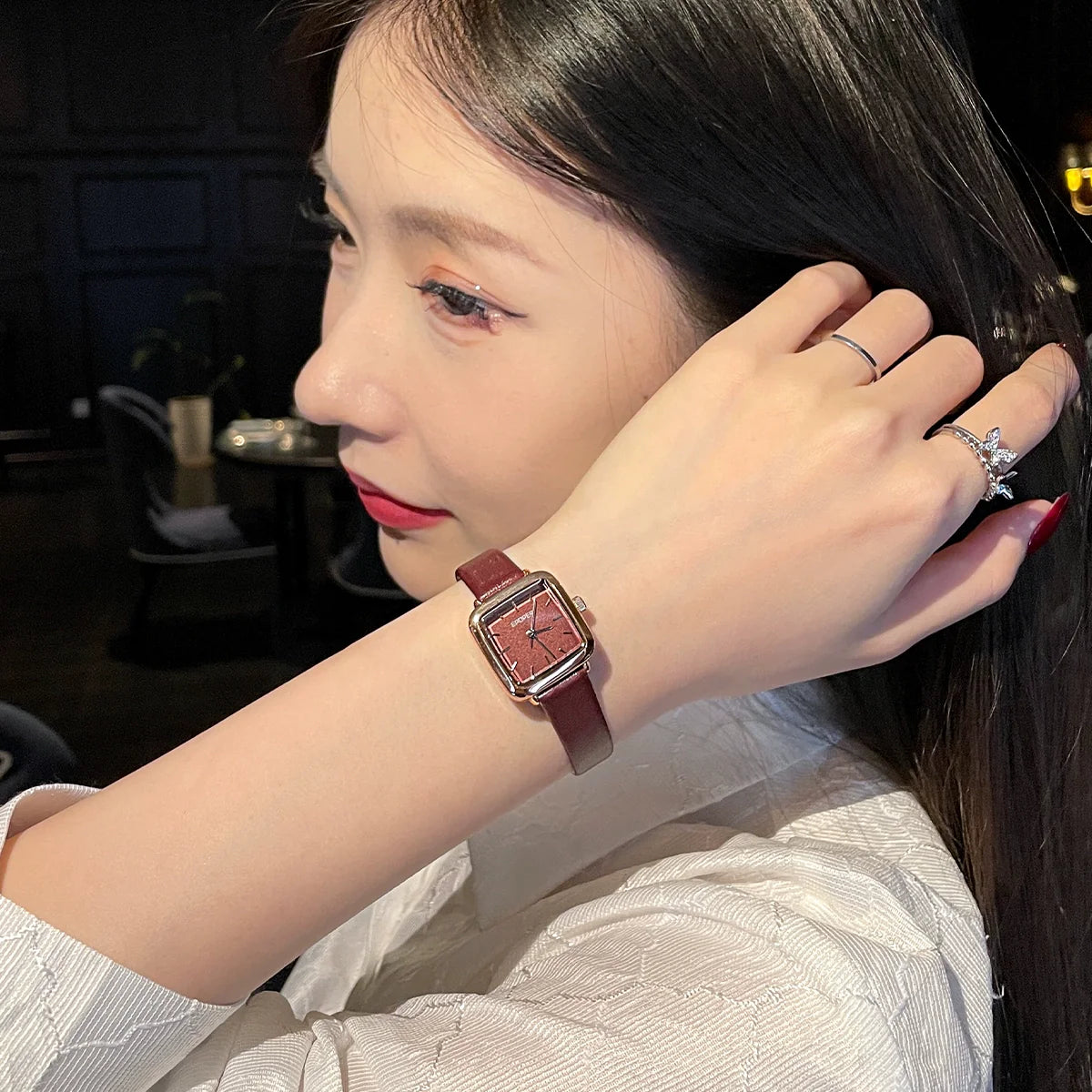 Ishika Quartz Leather Watch - Red
