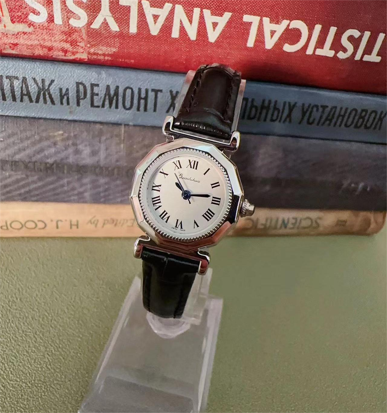Aaron Vintage Blue Hand Watch - Silver Black Leather Strap with Brown Strap