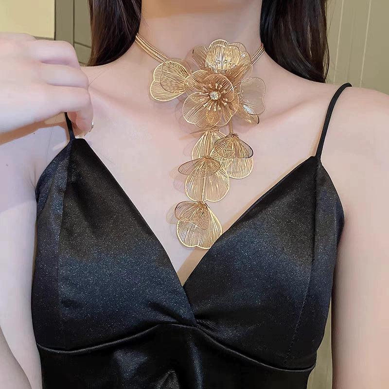 Marguerite Organza Tassel Jewelry - Gold Necklace [H736USTE]