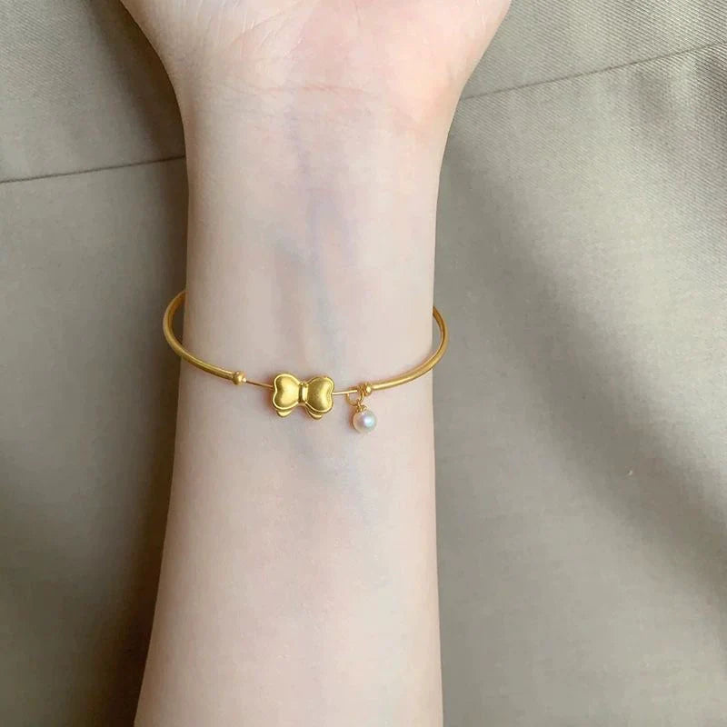 Kambria Star Pearl Bracelet - Escaped Princess Bracelet