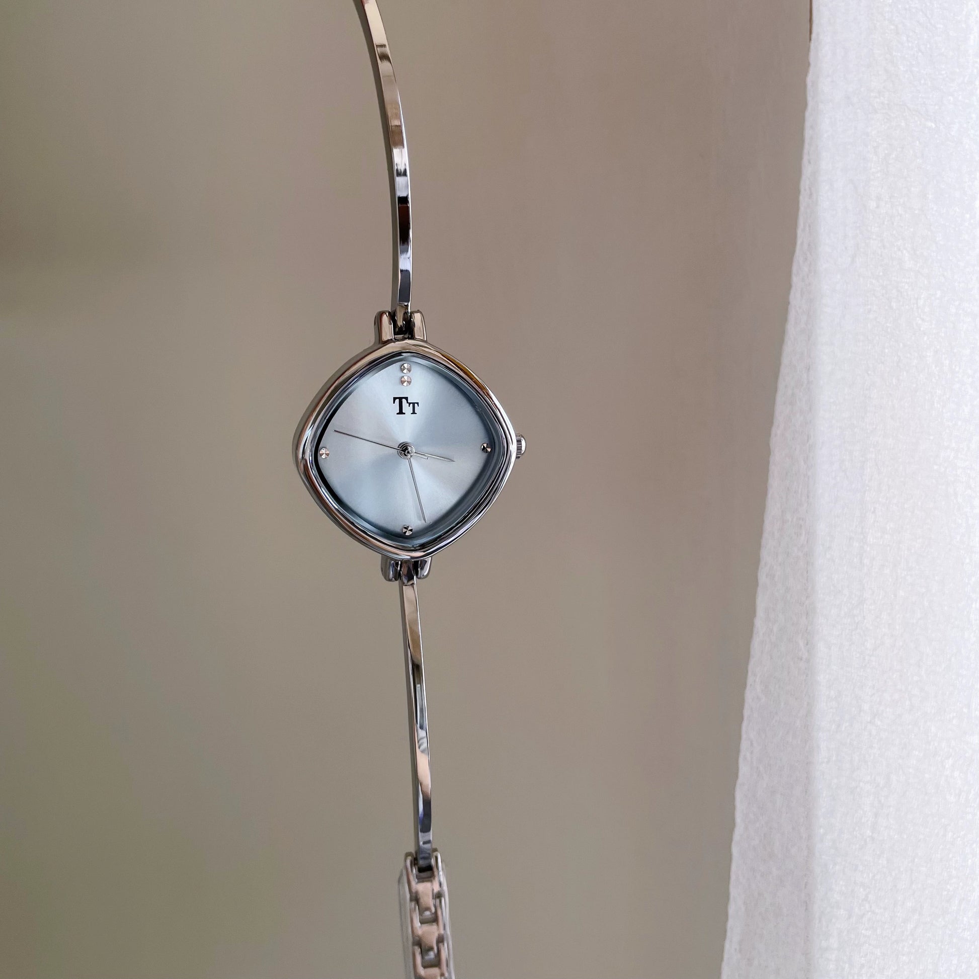 Anabel Petite Bracelet Watch - Silver Ice Blue Dial [D2XL4DXQ]