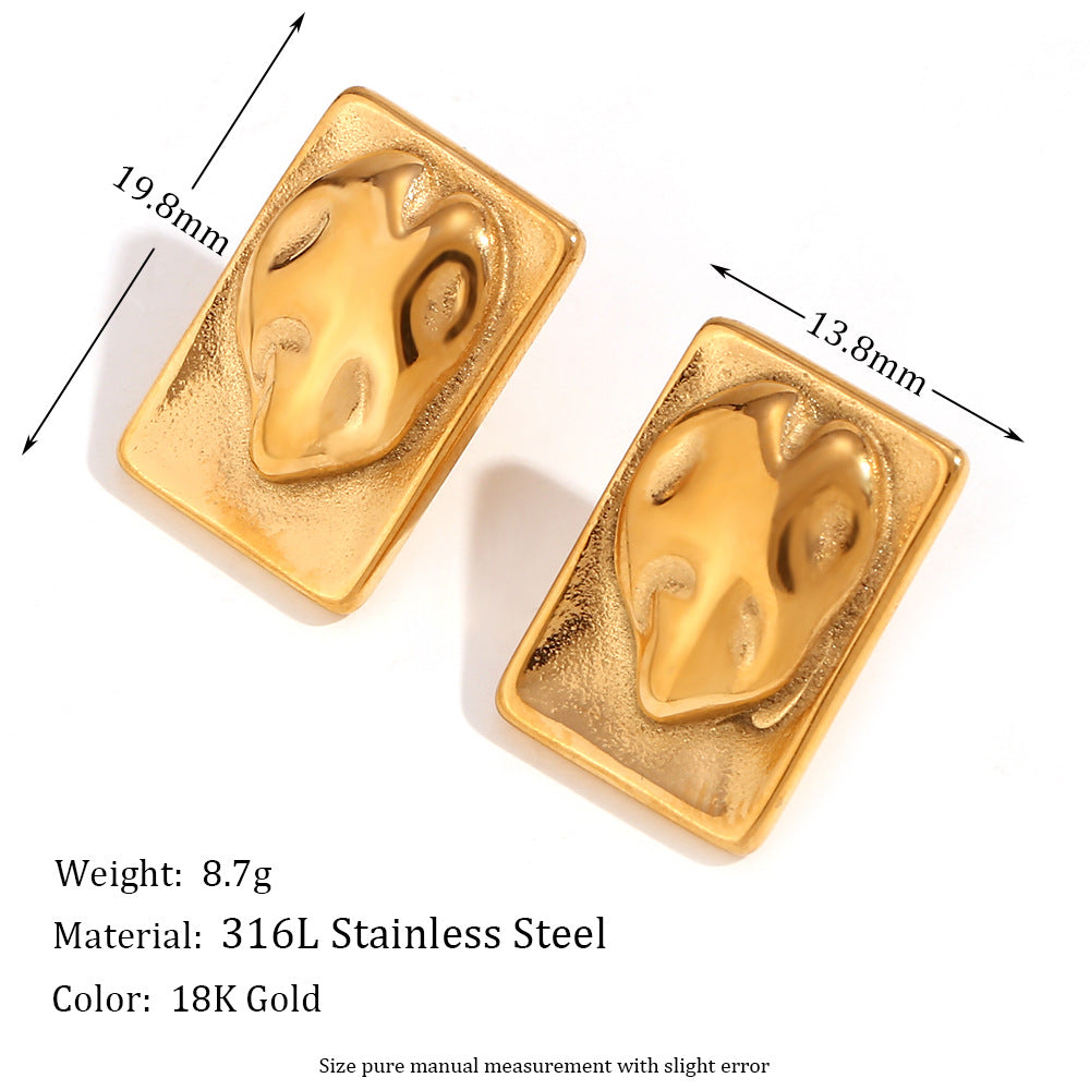 Amberley Hammered Geometric Earrings - Cast 3D Irregular Heart Rectangle Stud Earrings - Gold [VST7NWM0]