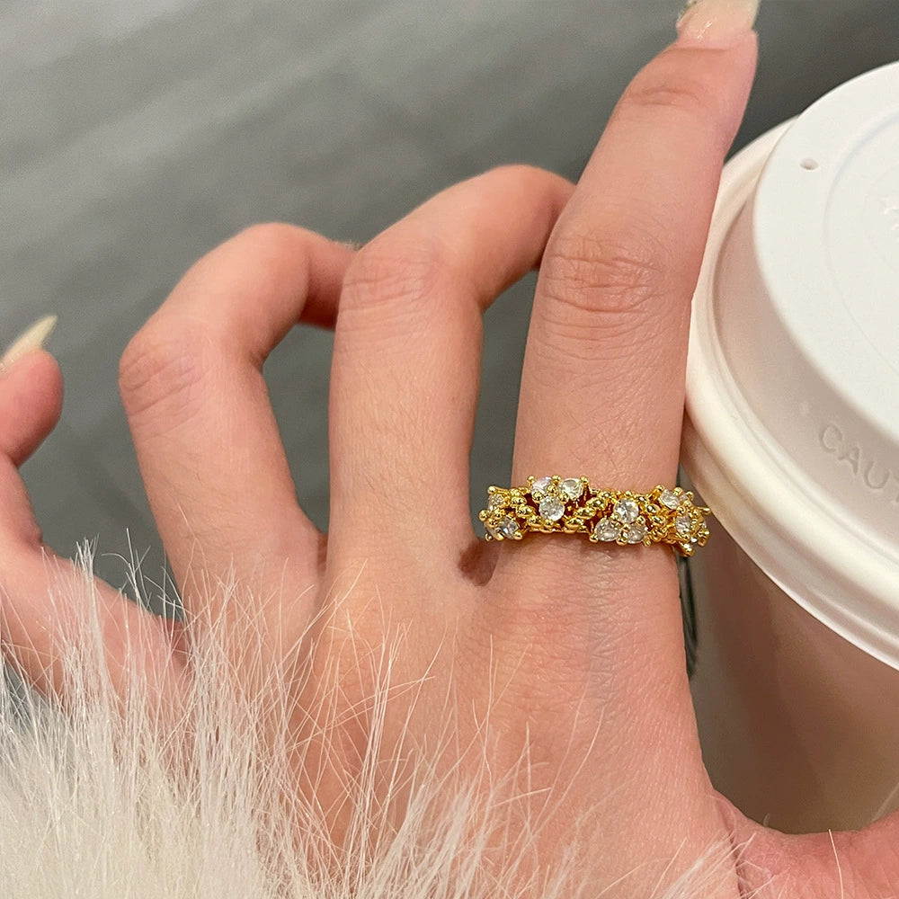 Hinda Abundance Serpent Ring - Lace Embellished Ring [LPCW71N0]