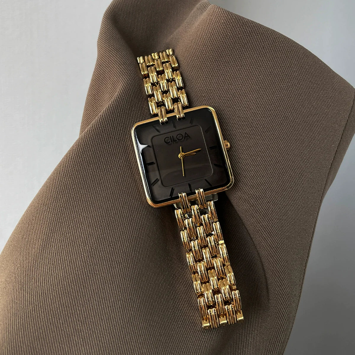 Ahlam Vintage Square Watch - Black