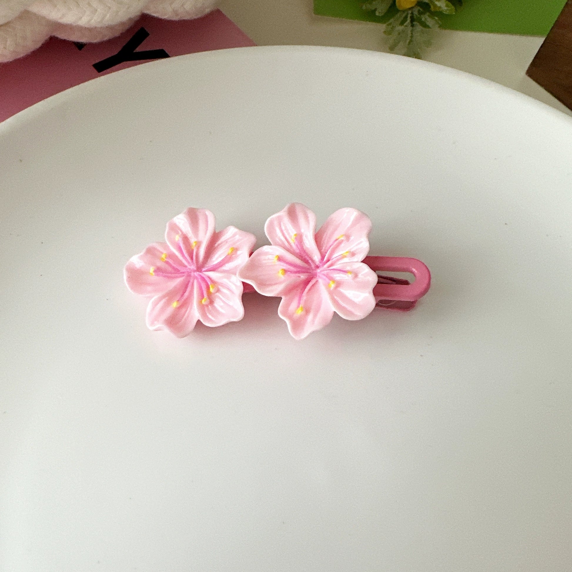 Britany Pink Blossom Hairpin - Large Alligator Clip (One) [74EBQM3P]