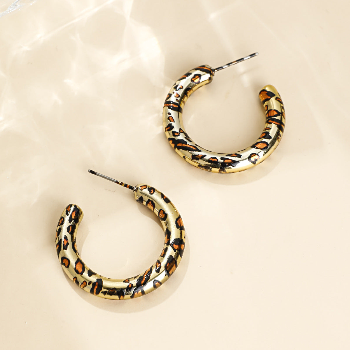 Kenslie Leopard C-Hoop Earrings - Light Leopard Print [RK23S3YV]