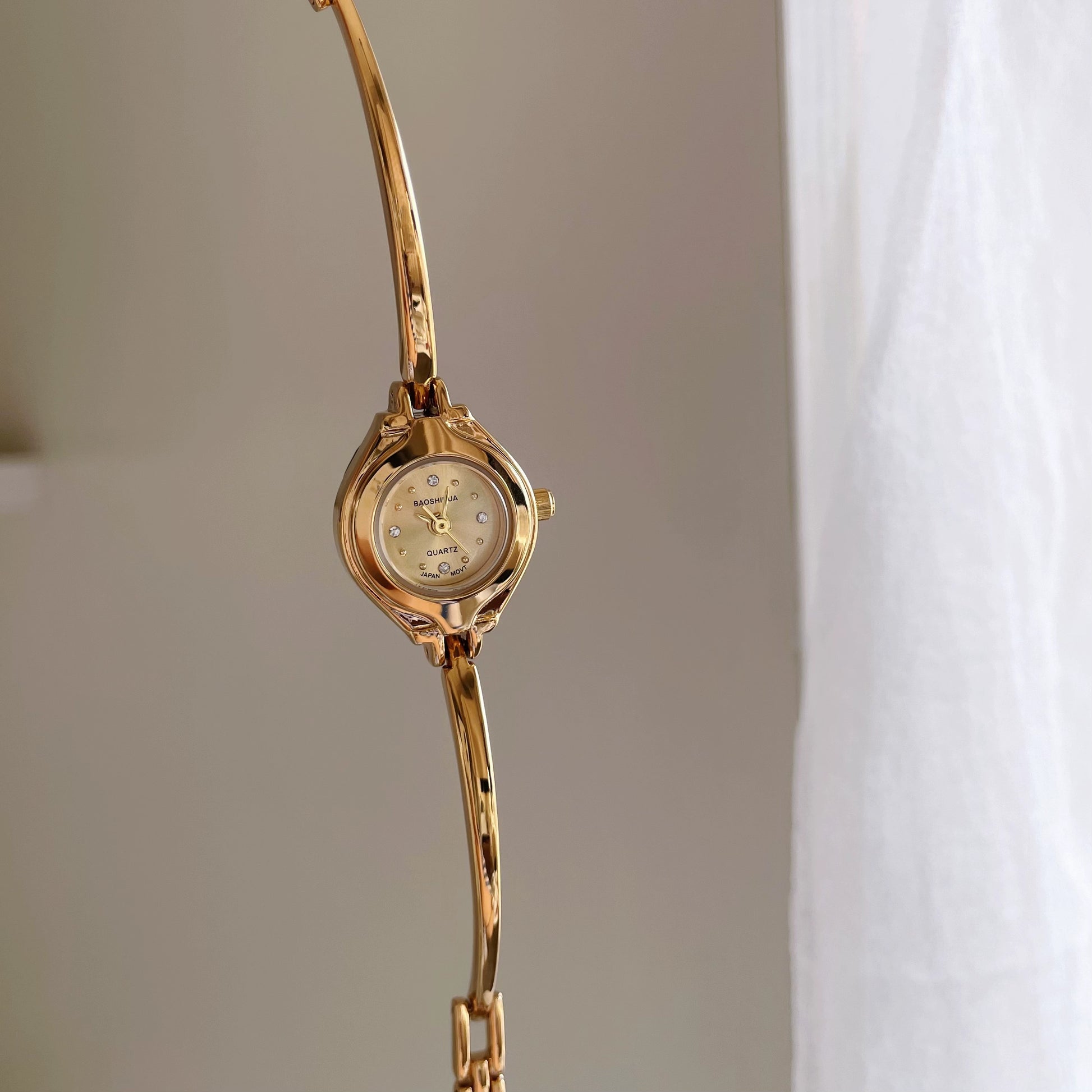 Shelbie Mini Gold Bracelet Watch - Gold Face (Mini Dial) [MH24285R]