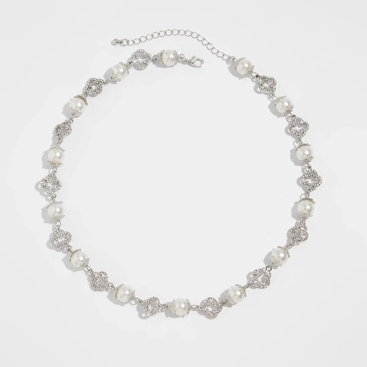Livi Floral Pearl Necklace - Silver