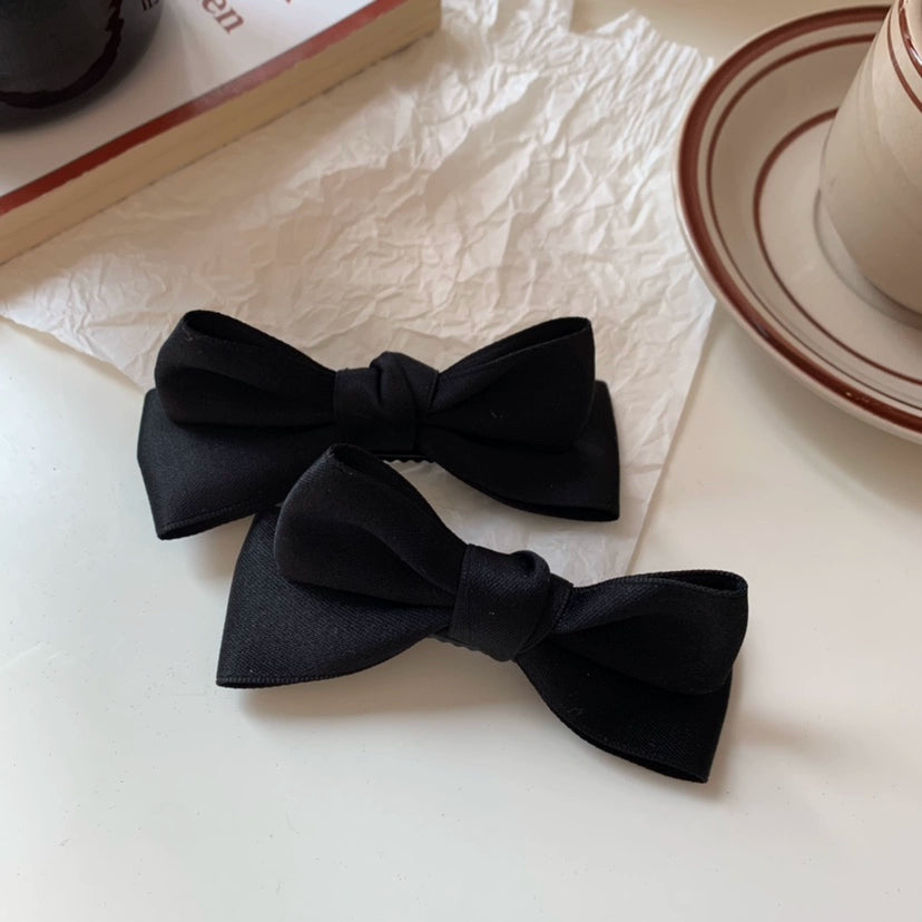 Holley Dimensional Bow Hair Clip - Black Pair [IPAD7HEG]