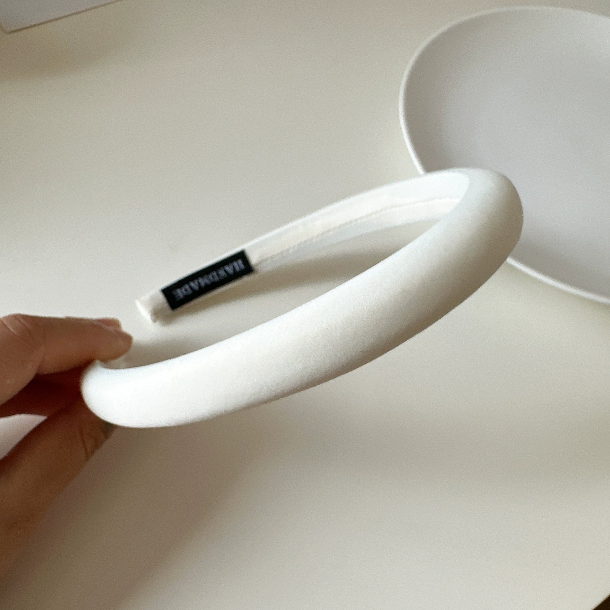 Kynli Soft-Touch Headband - Milk White [AGYJHBGC]