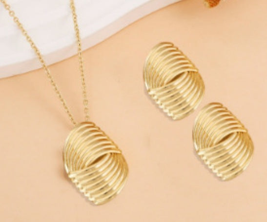 Lareina Geometric Shell Earrings - Color 8 [U77GB0RC]