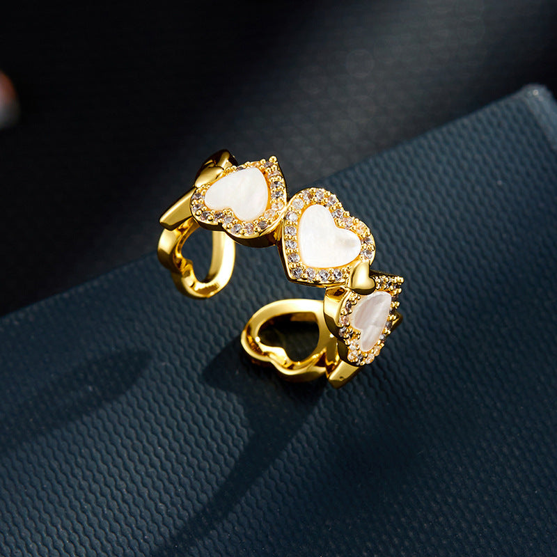 Zanyah Black Shell Heart Ring - Black (001) [87U6V42V]