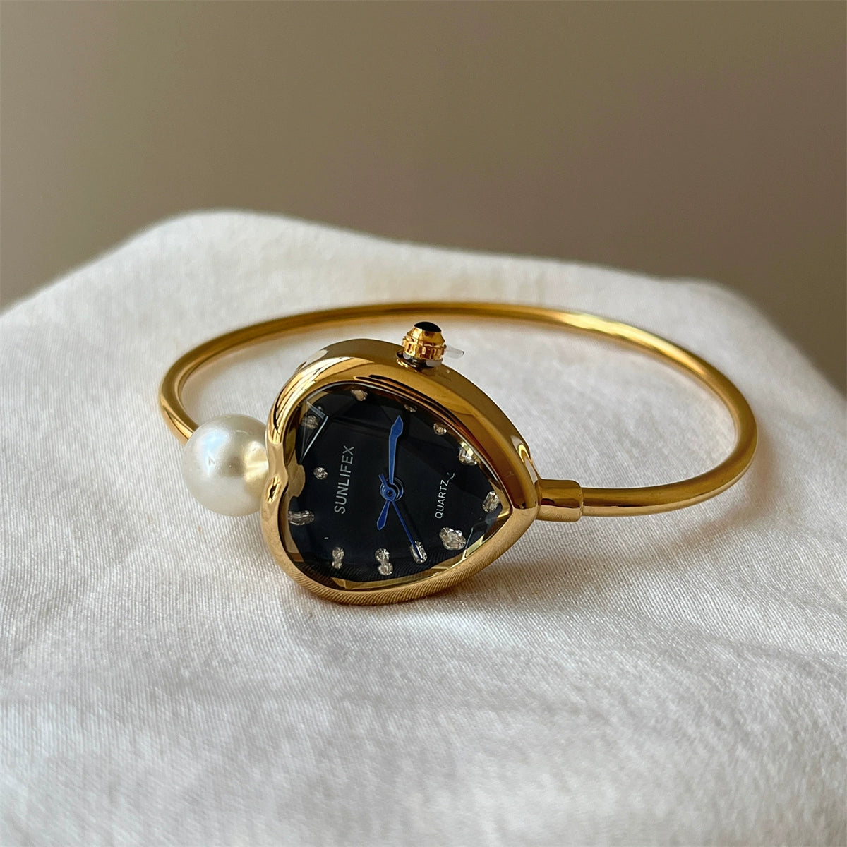 Marli Heart Pearl Bracelet Watch - Gold Strap Black Face [850RRCNC]