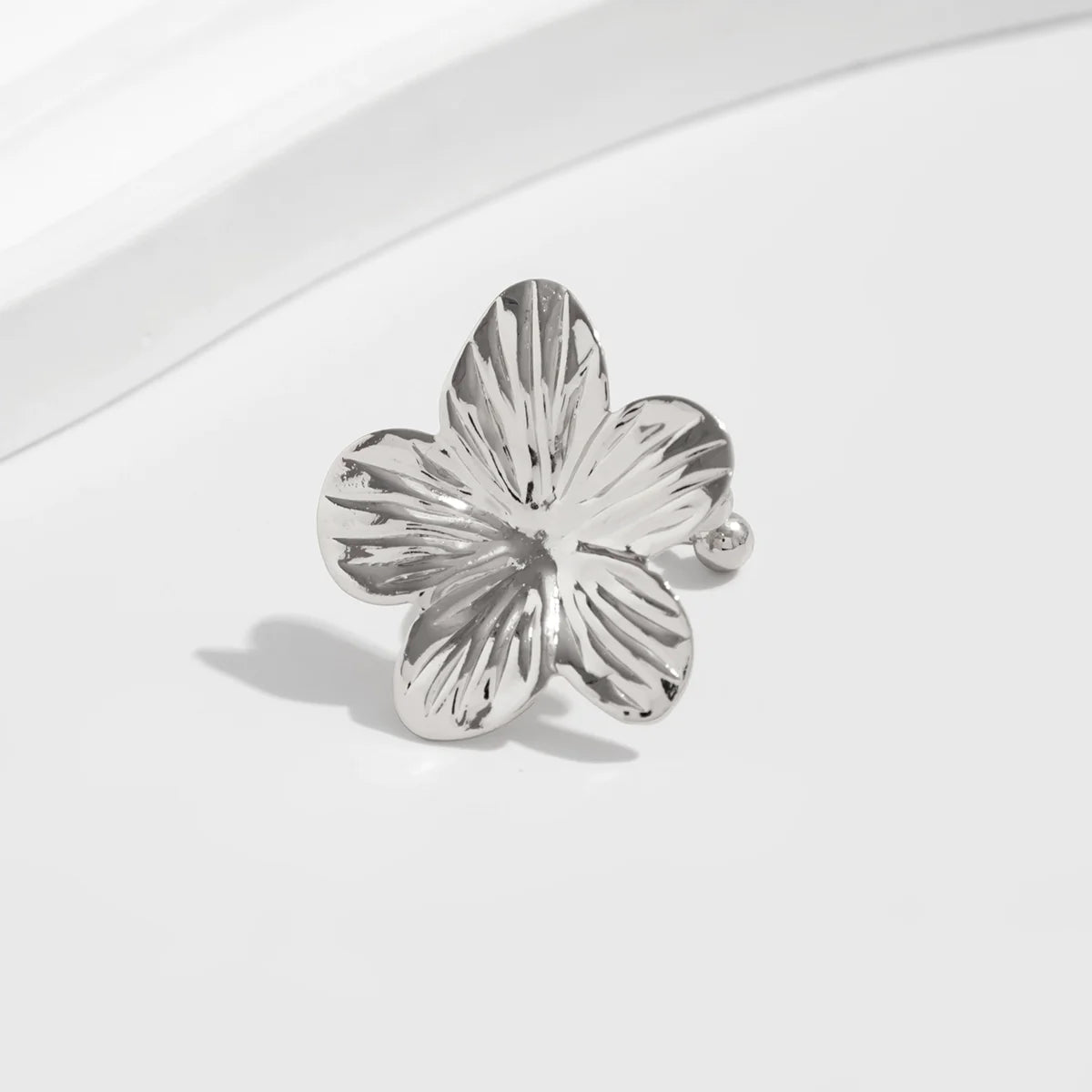 Giavana Floral Chain Ear Cuff - Silver