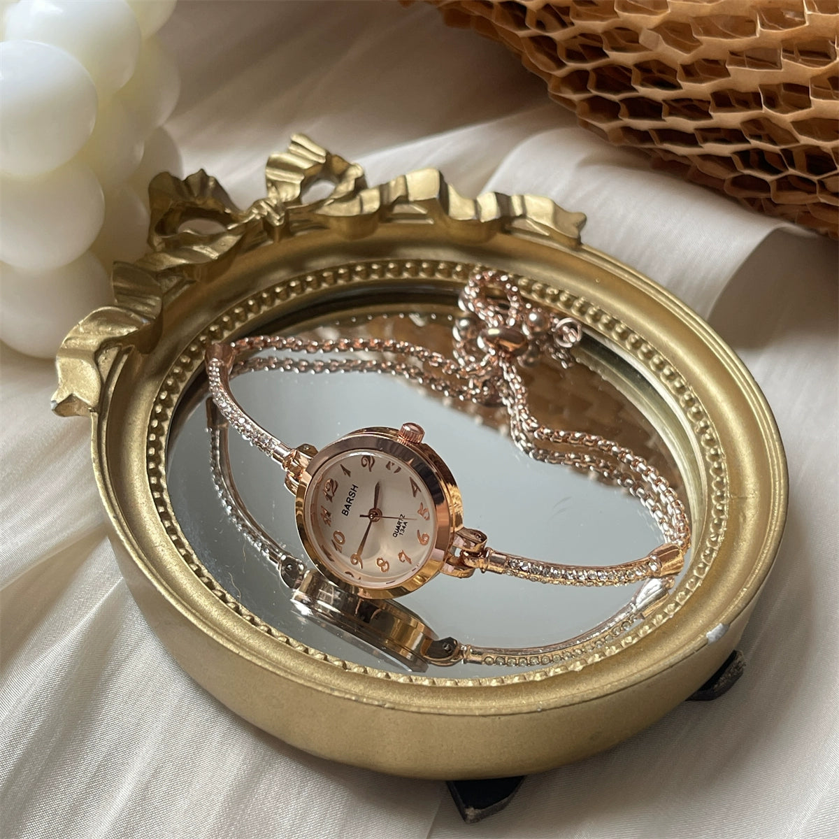Mana Chain Link Bracelet Watch - Rose Gold White Face [MNUVLMFH]