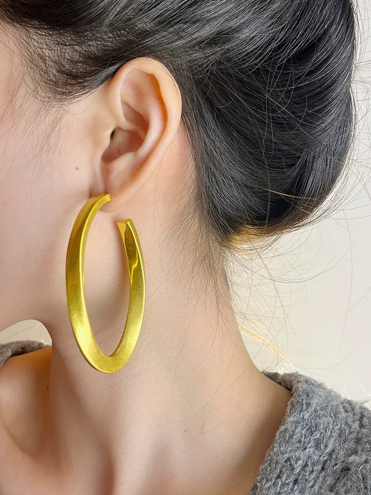 Abigael Sculptural Metal Earrings - Gold Single Earring [KKWJ7MQ8]