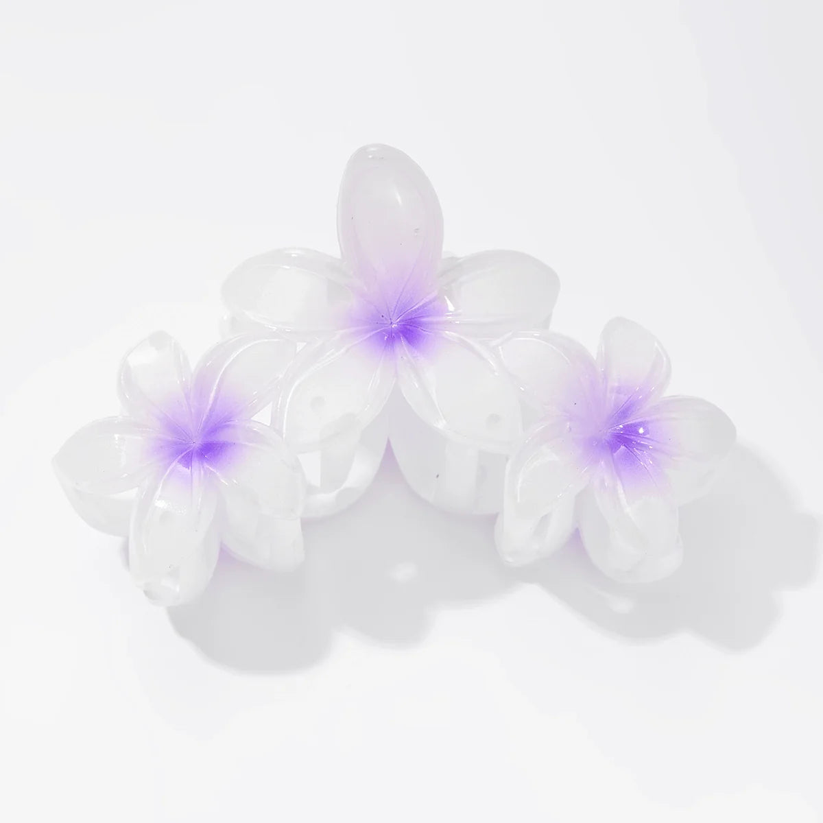 Saskia Gradient Plumeria Claw Clip - Purple