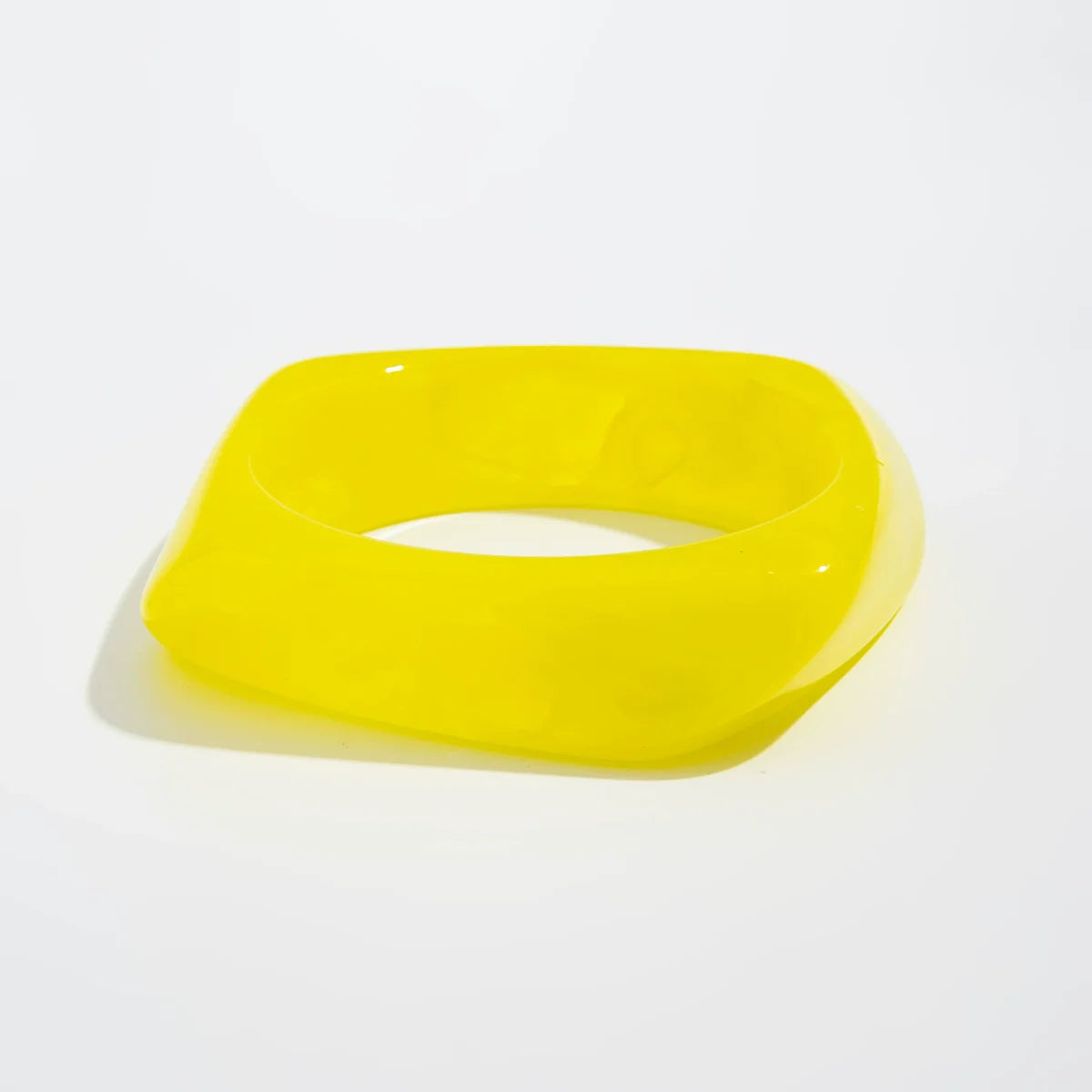 Jayleen Irregular Resin Bangle - Yellow Green