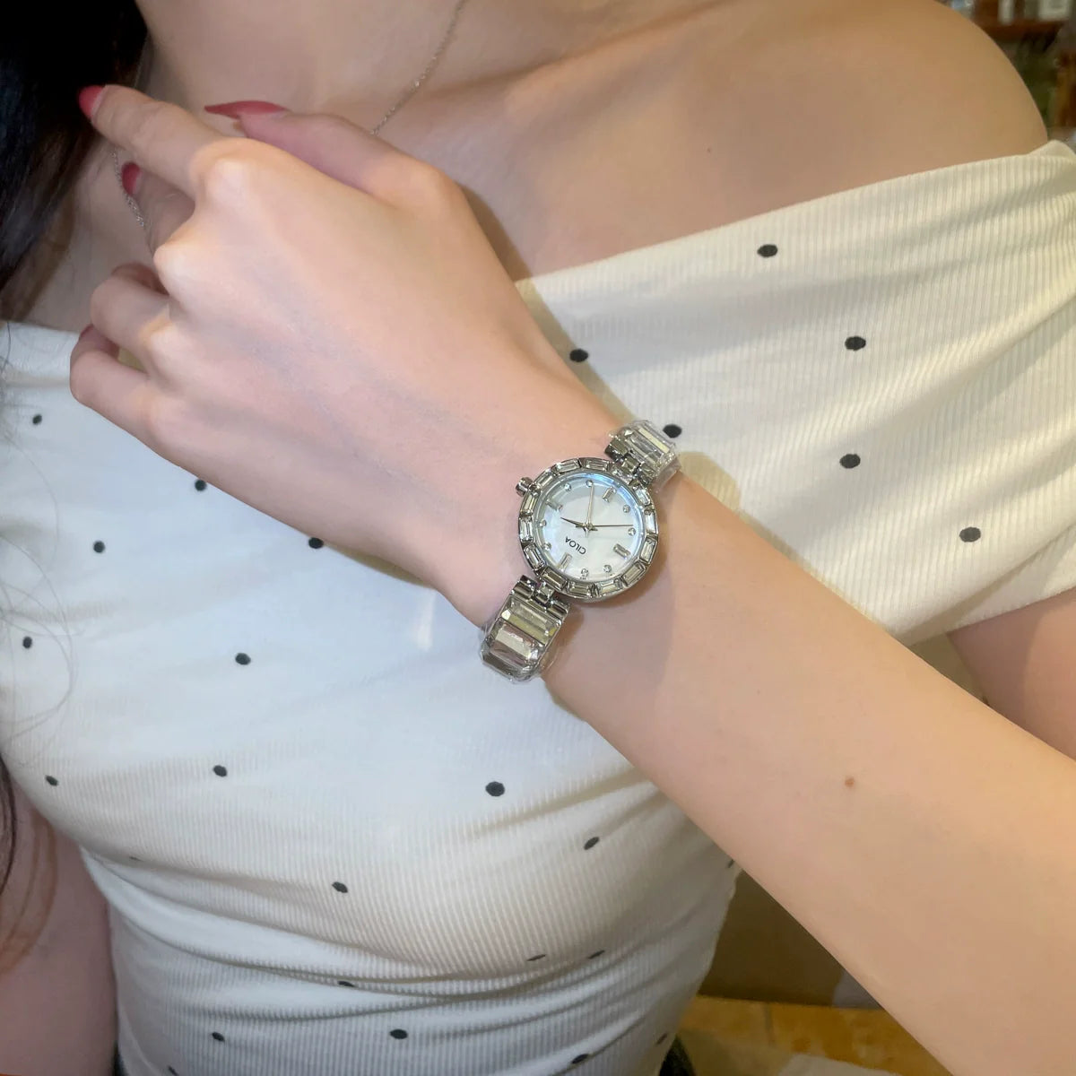 Daysha Rhinestone Mermaid Watch - Mother-of-pearl White