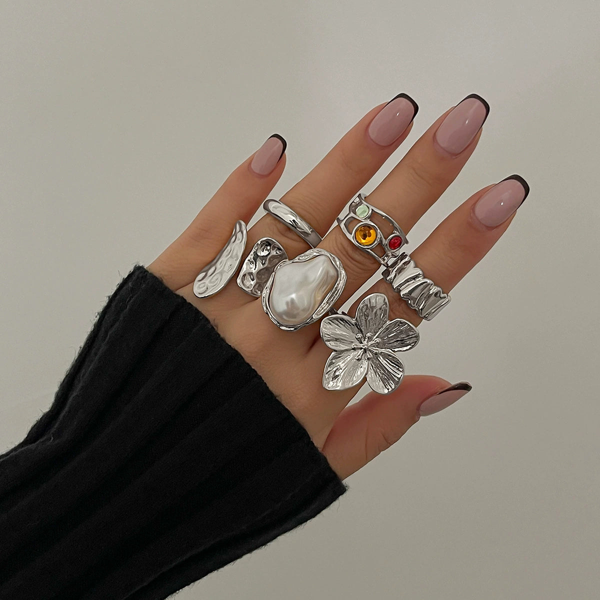 Yanely Baroque Pearl Ring Set - White Gold Tone 6-Piece Set [5V79SMTC]