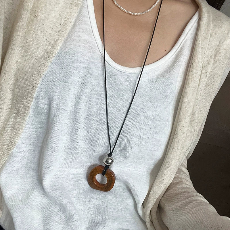 Denisse Geometric Pendant Necklace - Silver Bead Coffee Pendant Necklace [BF1UA30X]